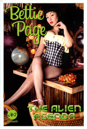 Bettie Page Alien Agenda 2 Cosplay Variant (2022)