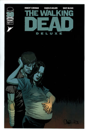 Walking Dead Deluxe 37 Adlard Variant (2022)