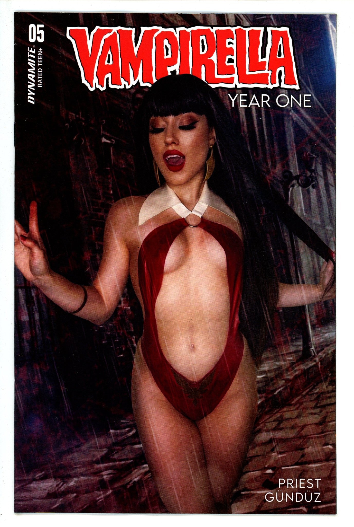 Vampirella Year One 5 Cosplay Variant (2023)