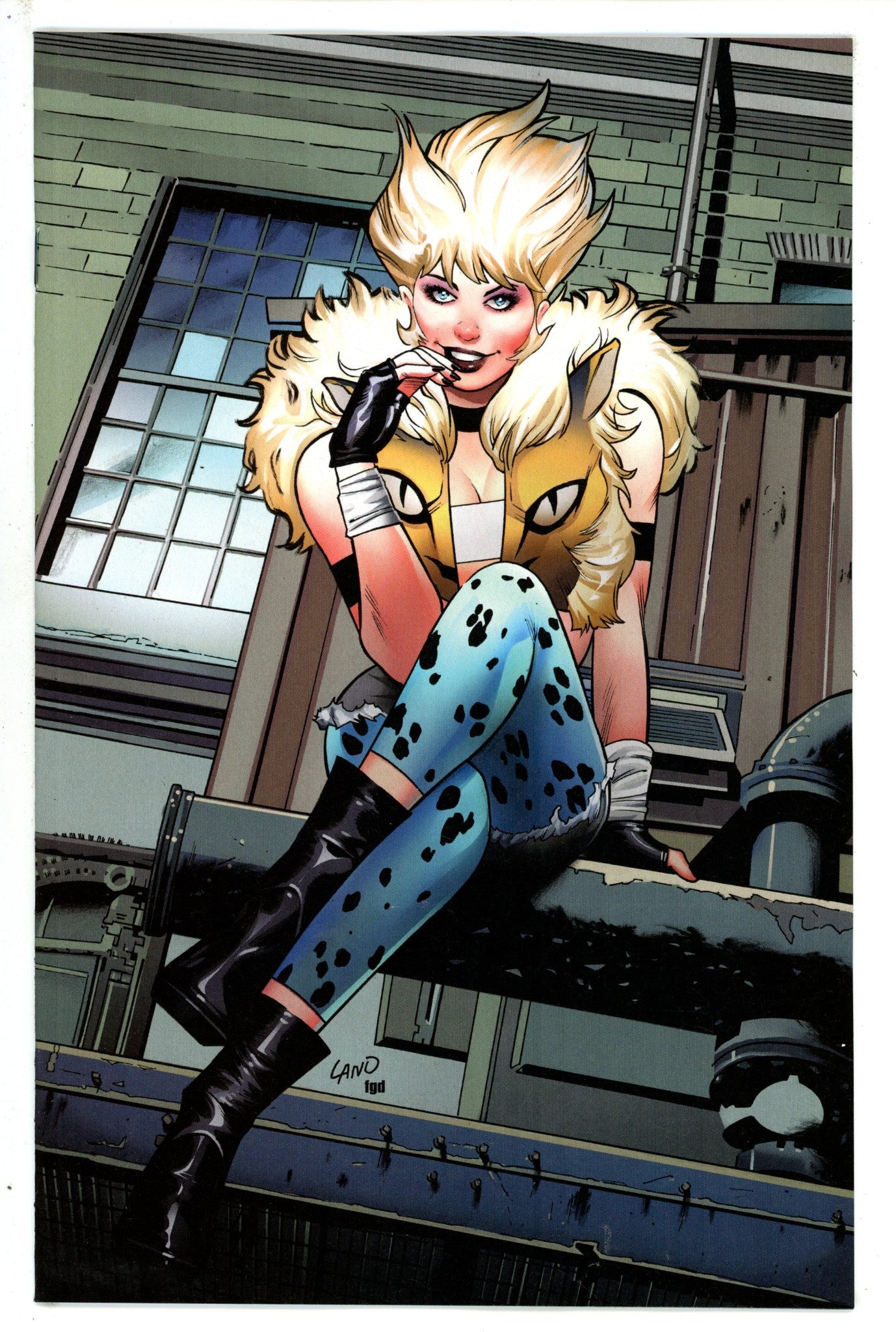 Spider-Gwen Shadow Clones 3 Land Virgin Incentive Variant NM- (2023)