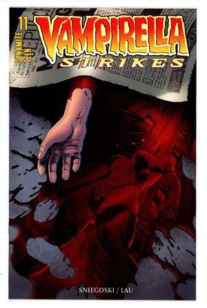 Vampirella Strikes 11 Lau Variant (2023)