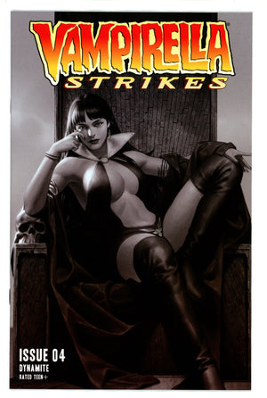 Vampirella Strikes 4 Yoon Variant (2022)