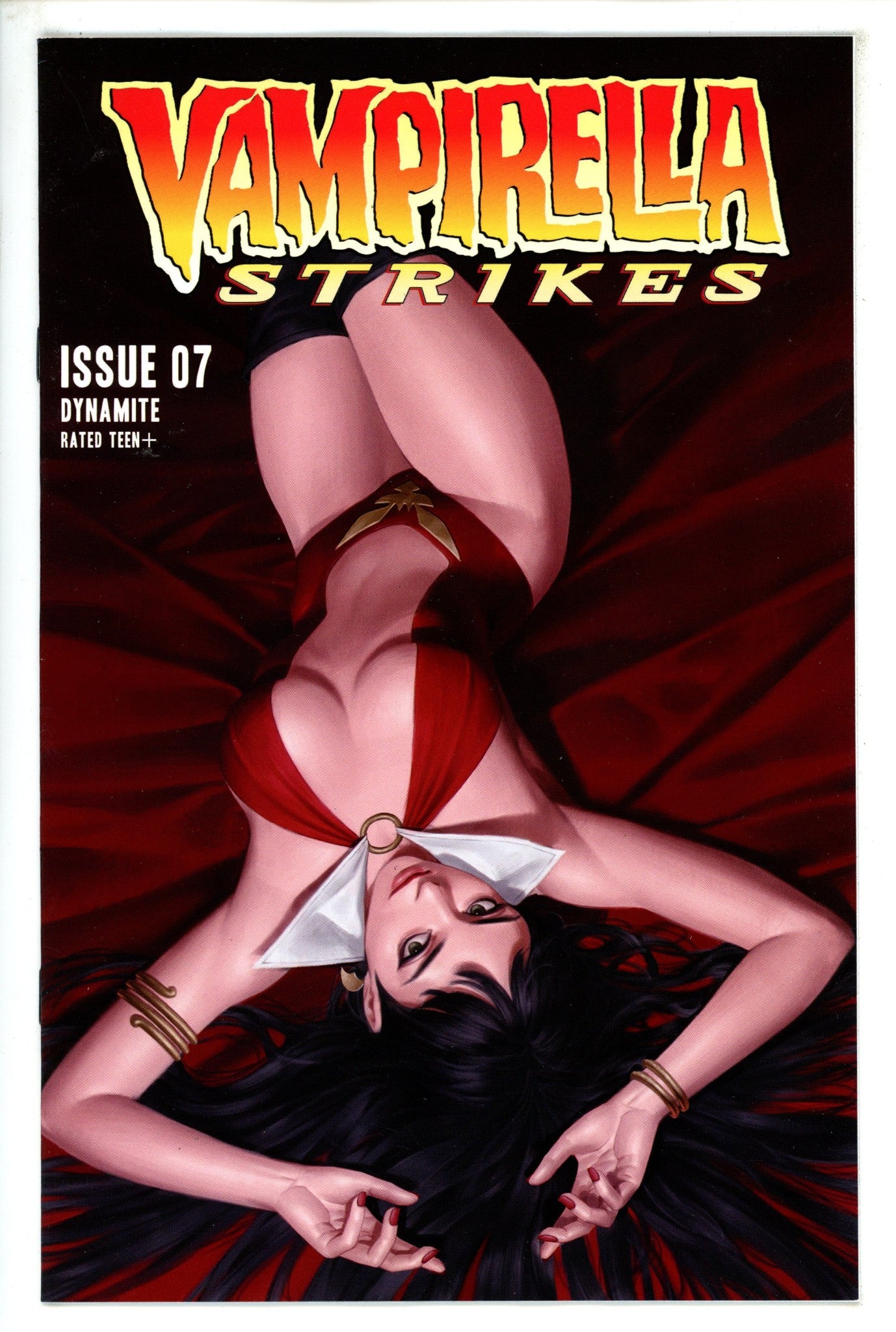 Vampirella Strikes 7 Yoon Variant
