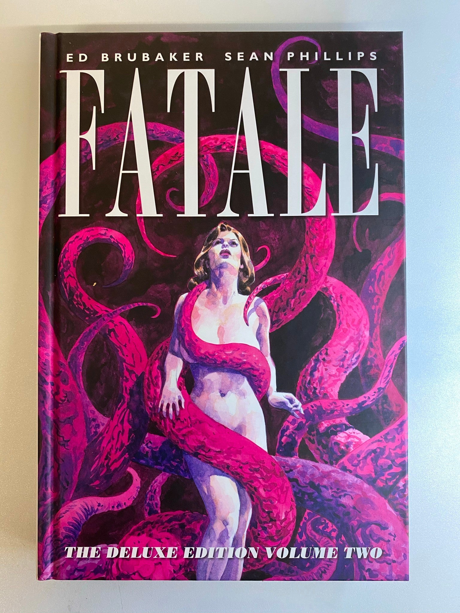 Fatale Deluxe Edition HC Vol 2